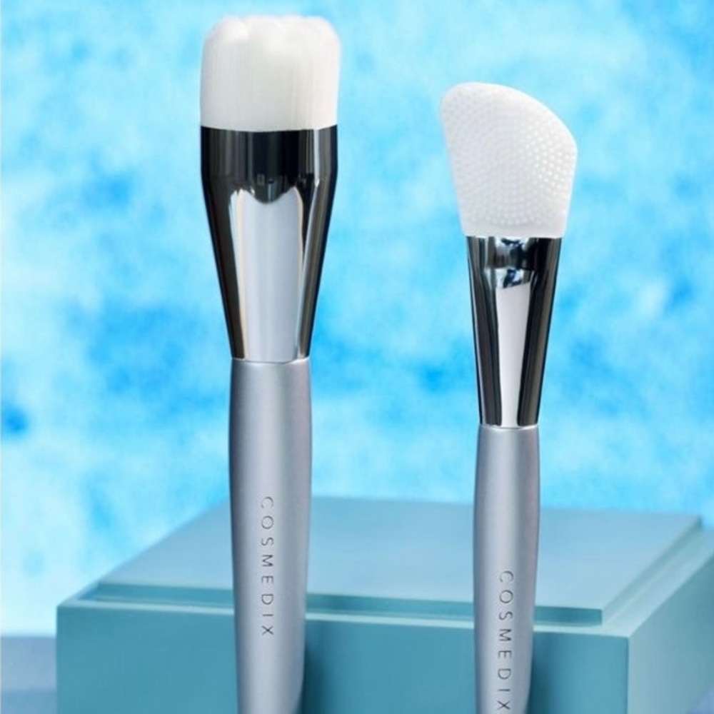 COSMEDIX * 2 PIECE BRUSH SET